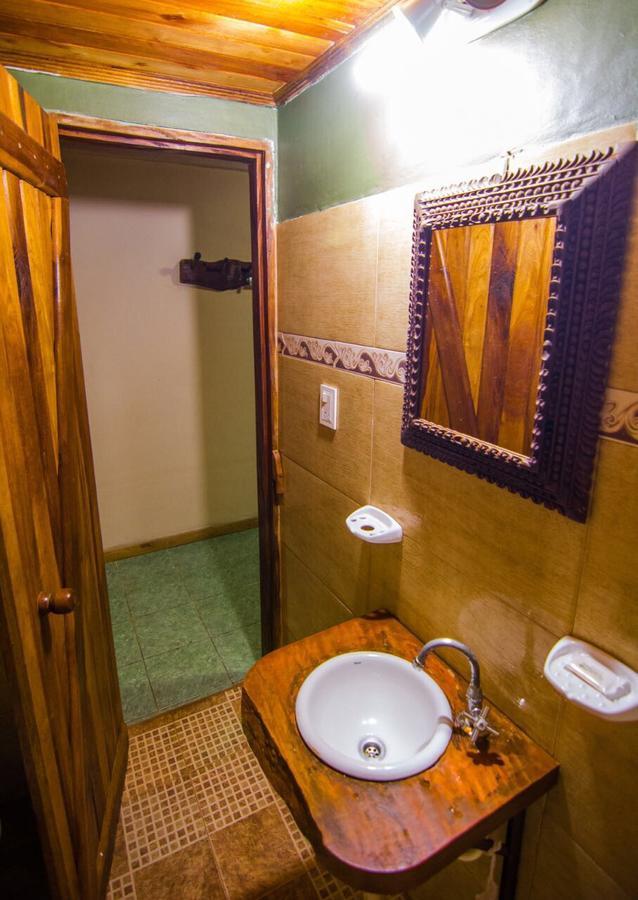 Posada Los Tajibos プエルト・イグアス エクステリア 写真