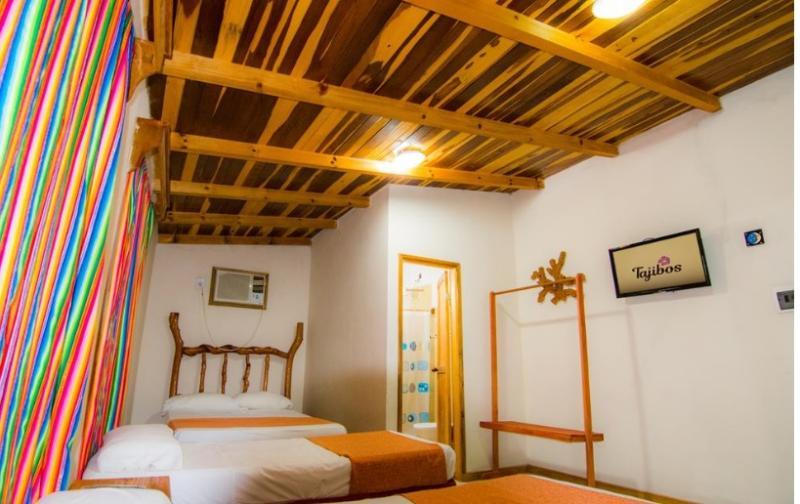 Posada Los Tajibos プエルト・イグアス エクステリア 写真