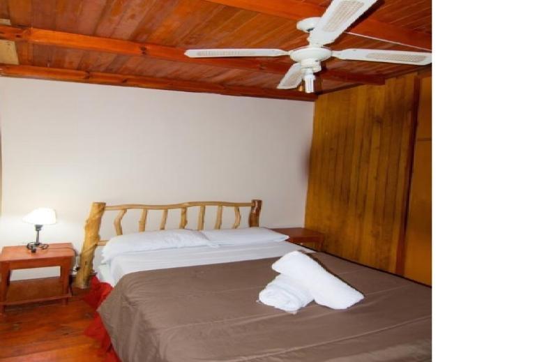 Posada Los Tajibos プエルト・イグアス エクステリア 写真